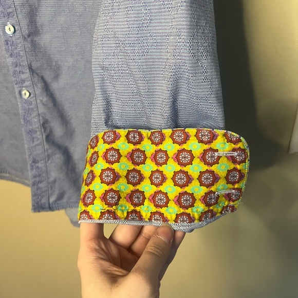Robert Graham Flip Cuff Embroidered Button Down - Picture 3 of 16